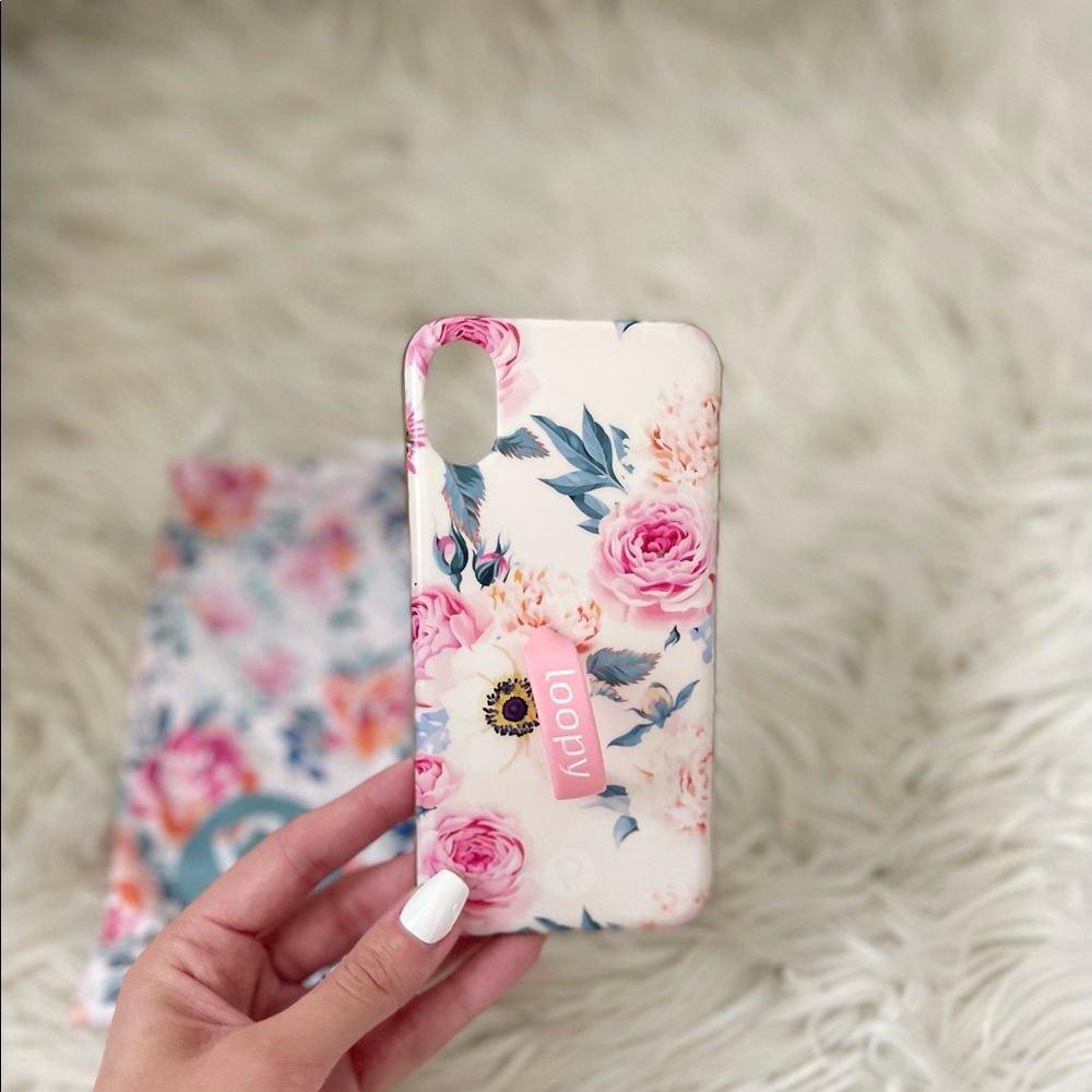 Floral Loopy Case
